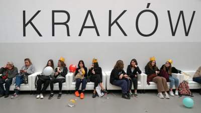 Tłumy w hali EXPO, jubileuszowe 25. Targi Książki w Krakowie - zdjęcie 23