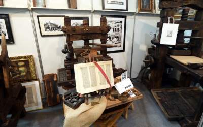 Tłumy w hali EXPO, jubileuszowe 25. Targi Książki w Krakowie - zdjęcie 27