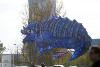 Tak wielkich tłumów na Targach Ksiązki jeszcze nie było - zdjęcie 11