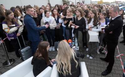 Tak wielkich tłumów na Targach Ksiązki jeszcze nie było - zdjęcie 22