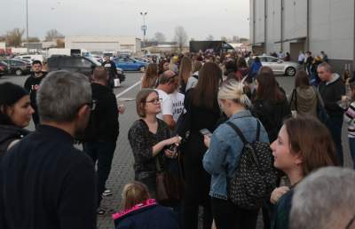 Tak wielkich tłumów na Targach Ksiązki jeszcze nie było - zdjęcie 23