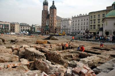 „Spieszmy się oglądać Rynek takim jakim jest, tak szybko zarasta” - zdjęcie 24