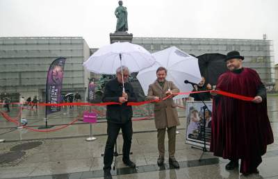 Wędrujący pomnik Mickiewicza, fot. Marek Lasyk - zdjęcie 16