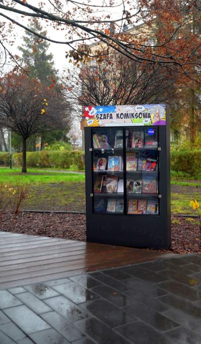 Szafa komiksowa, w środku prawdziwe skarby, fot. Marek Lasyk - zdjęcie 4