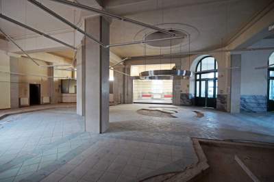 Poczta Główna przed remontem. Za kilka lat będzie tu ekskluzywny hotel - zdjęcie 31