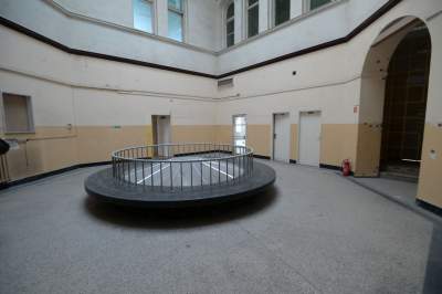 Poczta Główna przed remontem. Za kilka lat będzie tu ekskluzywny hotel - zdjęcie 25