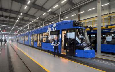 Jeszcze pachną nowością... Pierwsze Lajkoniki II na krakowskich torach - zdjęcie 6