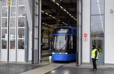 Jeszcze pachną nowością... Pierwsze Lajkoniki II na krakowskich torach - zdjęcie 18