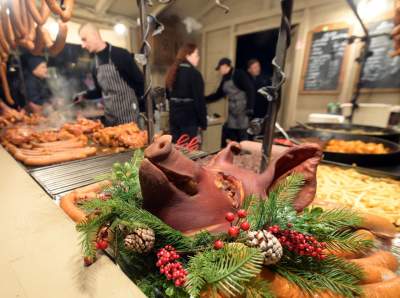 Nowe stoiska i nowe... ceny. Trwa jarmark bożonarodzeniowy - zdjęcie 29