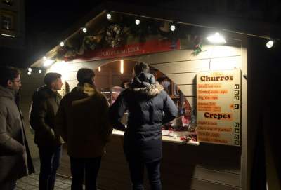 Nowe stoiska i nowe... ceny. Trwa jarmark bożonarodzeniowy - zdjęcie 26