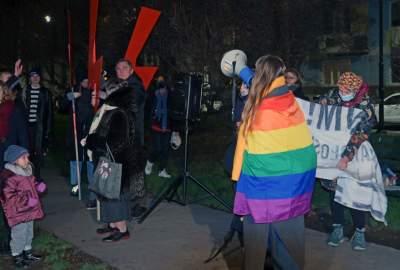 Pikieta na Skwerze Praw Kobiet: "Sporo jest jeszcze do wywalczenia" - zdjęcie 2