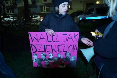 Pikieta na Skwerze Praw Kobiet: "Sporo jest jeszcze do wywalczenia" - zdjęcie 8
