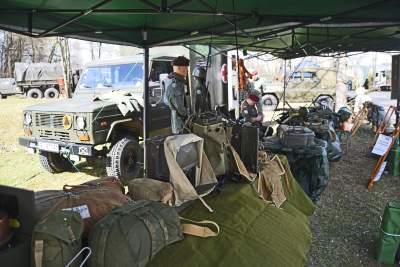 Kto odpowie na apel? Zachęcano w piknikowej atmosferze - zdjęcie 9