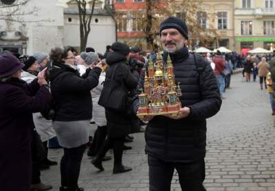Krakowskie szopki z ukraińskim akcentem. Jest też szopka w słoiku - zdjęcie 29