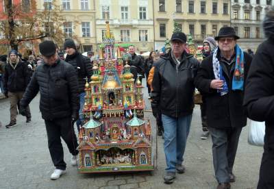 Krakowskie szopki z ukraińskim akcentem. Jest też szopka w słoiku - zdjęcie 9
