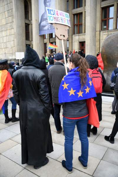 "Kobietą jest każdy kto się nią czuje" - zdjęcie 9