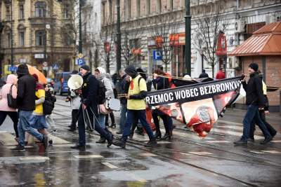 "Kobietą jest każdy kto się nią czuje" - zdjęcie 14