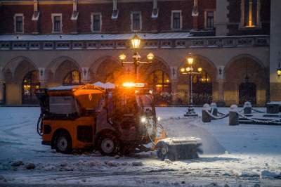 Synoptycy "dotrzymali słowa", zima w Krakowie na całego - zdjęcie 12
