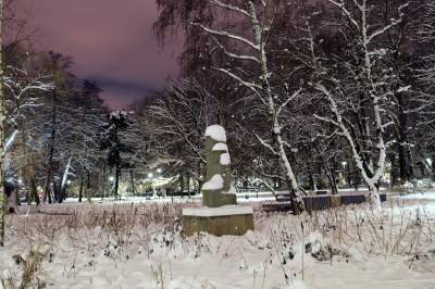 Z cyklu "nasz piękny Kraków". Na pewno rozpoznajecie ten park... - zdjęcie 13