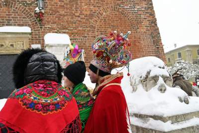 W Krakowie już zaczęli kolędowanie. Jest kolęda, jest zabawa - zdjęcie 15