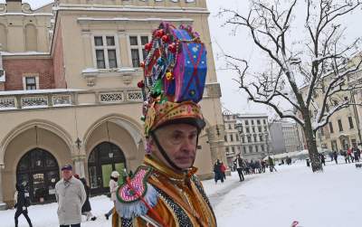 W Krakowie już zaczęli kolędowanie. Jest kolęda, jest zabawa - zdjęcie 20