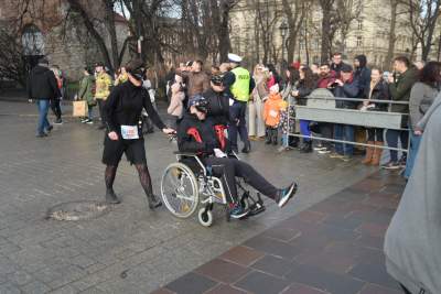 Biegiem do Nowego Roku, tu liczył się strój zawodników... - zdjęcie 19
