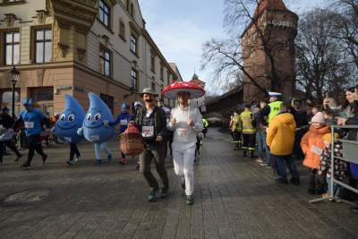 Biegiem do Nowego Roku, tu liczył się strój zawodników... - zdjęcie 23