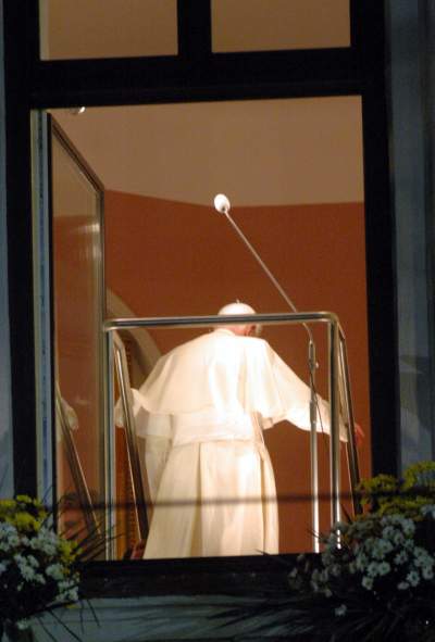 Benedykt XVI w Krakowie, okno papieskie nie było jeszcze zamurowane - zdjęcie 17