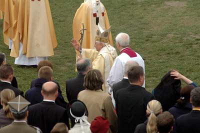 Benedykt XVI w Krakowie, okno papieskie nie było jeszcze zamurowane - zdjęcie 27