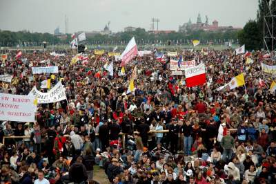Benedykt XVI w Krakowie, okno papieskie nie było jeszcze zamurowane - zdjęcie 29