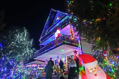 Niecodzienna iluminacja domu koło Krakowa, przykuwa uwagę - zdjęcie 20