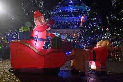 Niecodzienna iluminacja domu koło Krakowa, przykuwa uwagę - zdjęcie 30