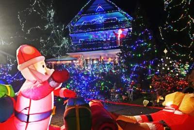 Niecodzienna iluminacja domu koło Krakowa, przykuwa uwagę - zdjęcie 29