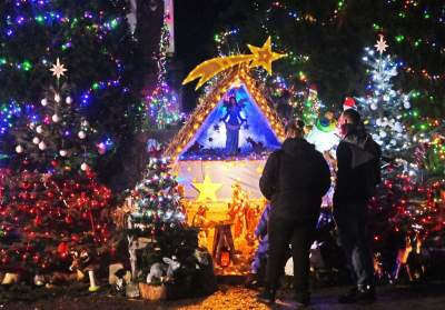 Niecodzienna iluminacja domu koło Krakowa, przykuwa uwagę - zdjęcie 26