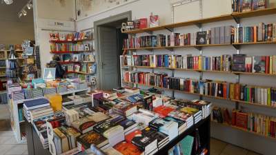 Księgarnia Pod Globusem (przed remontem) - zdjęcie 5