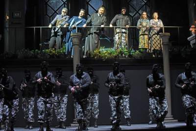 Cyrulik z rozmachem, czyli na scenie będzie się działo... - zdjęcie 3