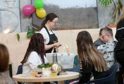 Pierwsza w Krakowie kawiarnia prowadzona przez ludzi z zespołem Downa - zdjęcie 20