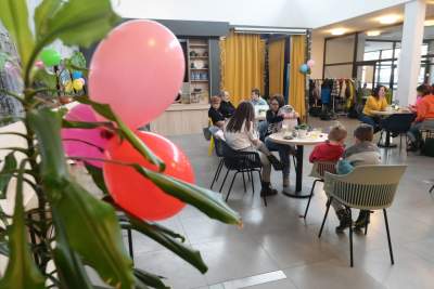 Pierwsza w Krakowie kawiarnia prowadzona przez ludzi z zespołem Downa - zdjęcie 5