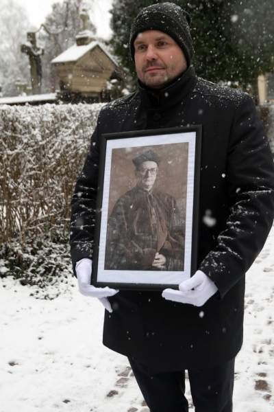 Kraków pożegnał profesora Aleksandra Krawczuka... - zdjęcie 14