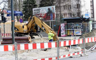 Prędko autobus tu nie pojedzie. Zmiany, zmiany... - zdjęcie 2