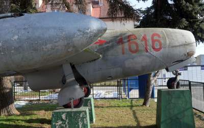 Zapomniany samolot - pomnik na Bielanach, czy zostanie uratowany? - zdjęcie 3