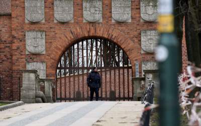 Miejsce tragedii pod Wawelem. Zginął człowiek - zdjęcie 16