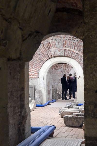 Podziemia Wawelu przed remontem. To tu powstanie wystawa stała - zdjęcie 7