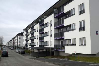 "Mieszkanie plus" po krakowsku, z zewnątrz wygląda nie najgorzej - zdjęcie 2