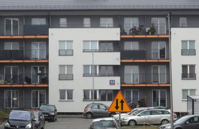 "Mieszkanie plus" po krakowsku, z zewnątrz wygląda nie najgorzej - zdjęcie 22