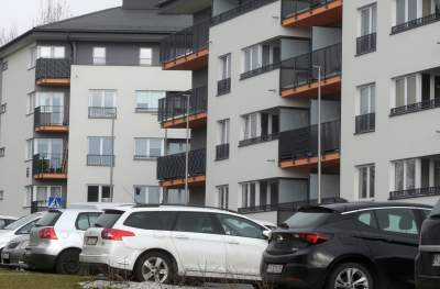 "Mieszkanie plus" po krakowsku, z zewnątrz wygląda nie najgorzej - zdjęcie 11