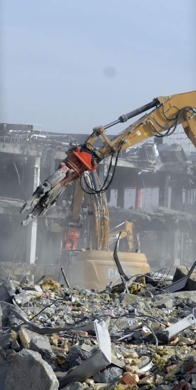 Plaza w gruzach. Tak znika jedna z najstarszych krakowskich galerii handlowych - zdjęcie 29