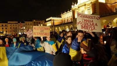 Marsze w rocznicę napaści Rosji na Ukrainę - zdjęcie 13