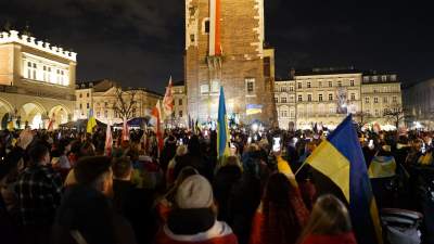 Marsze w rocznicę napaści Rosji na Ukrainę - zdjęcie 4