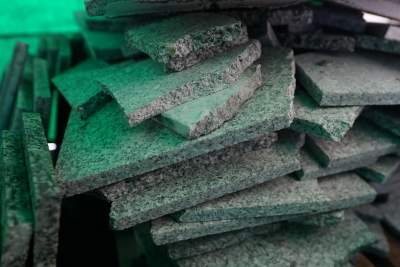 Wandale opóźnią przebudowę Krupniczej. Zniszczyli granitowe płyty - zdjęcie 6